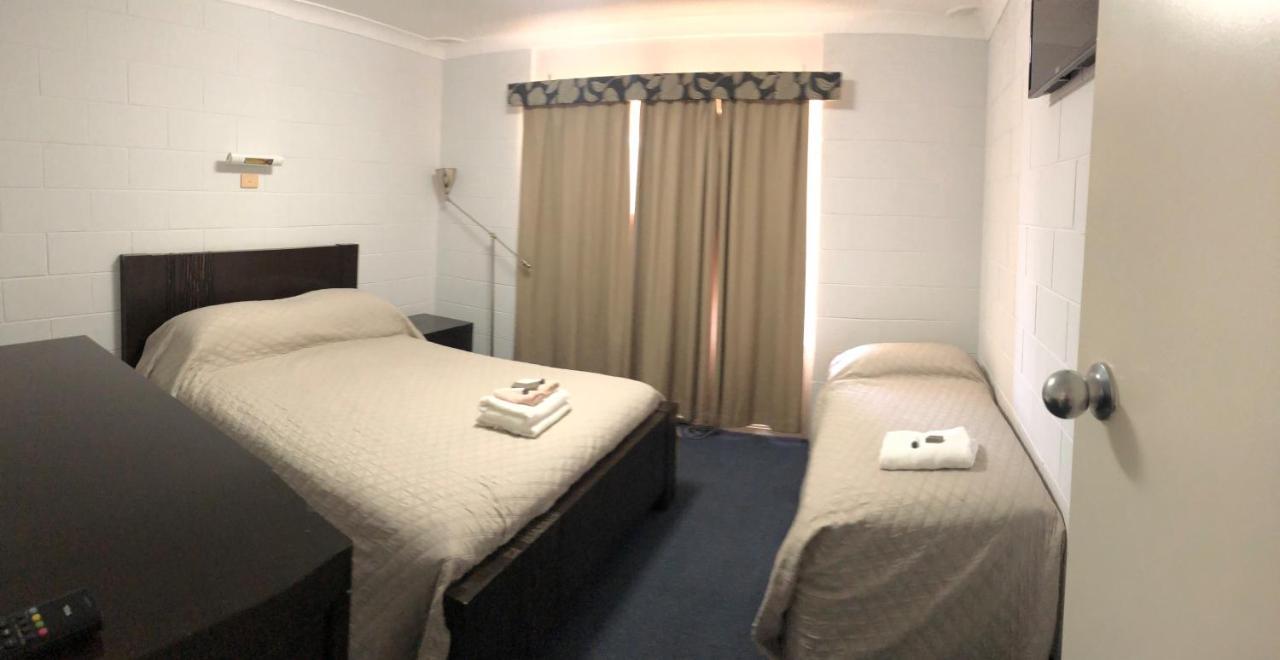 Carnarvon Gateway Motel Exterior photo