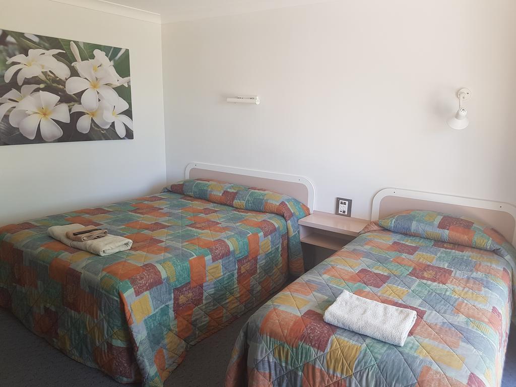 Carnarvon Gateway Motel Exterior photo