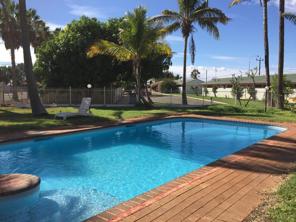Carnarvon Gateway Motel Exterior photo